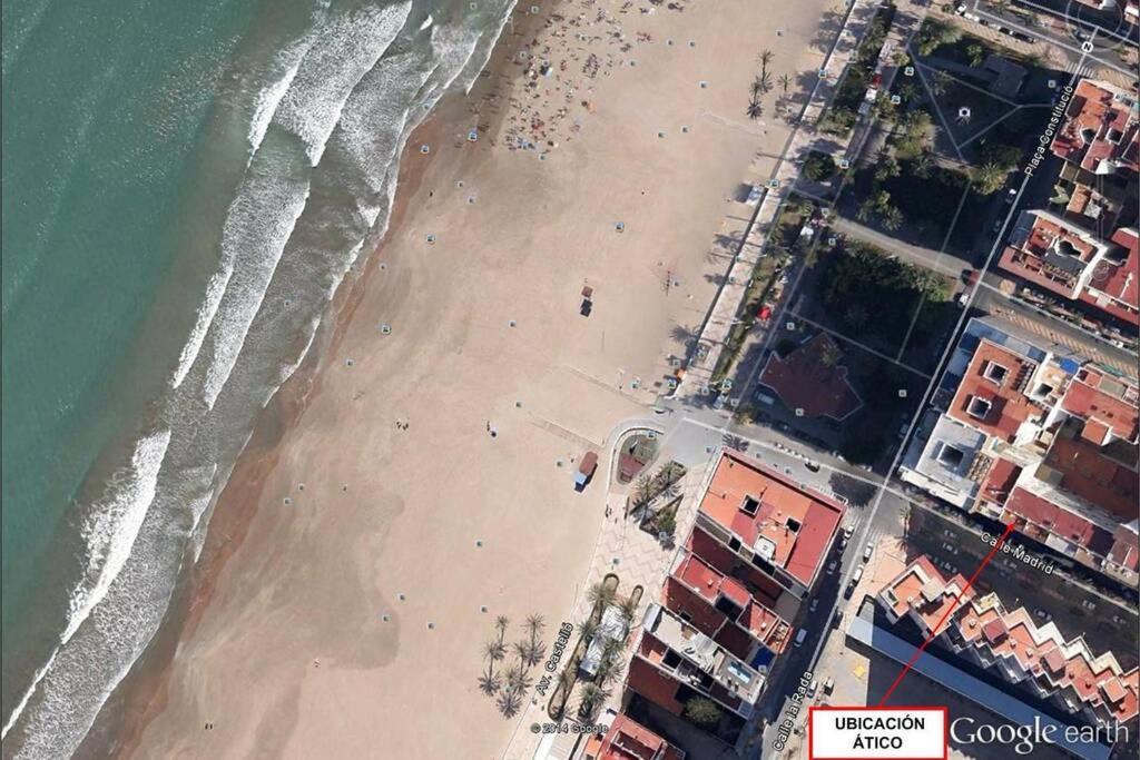 Atico A 100 Metros De La Playa Apartment กูลเญรา ภายนอก รูปภาพ